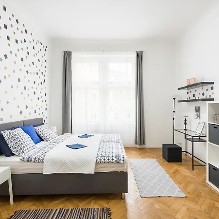 Narodni Apartment *